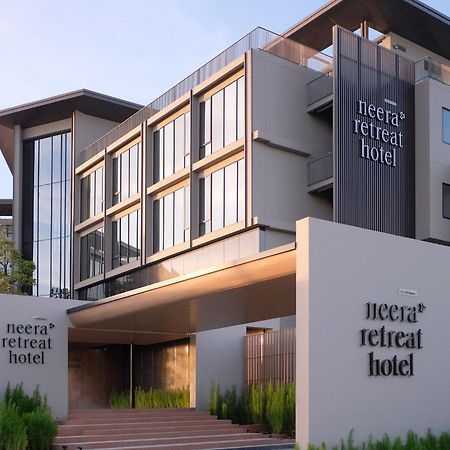 Neera Retreat Hotel Накхон Патом Екстериор снимка